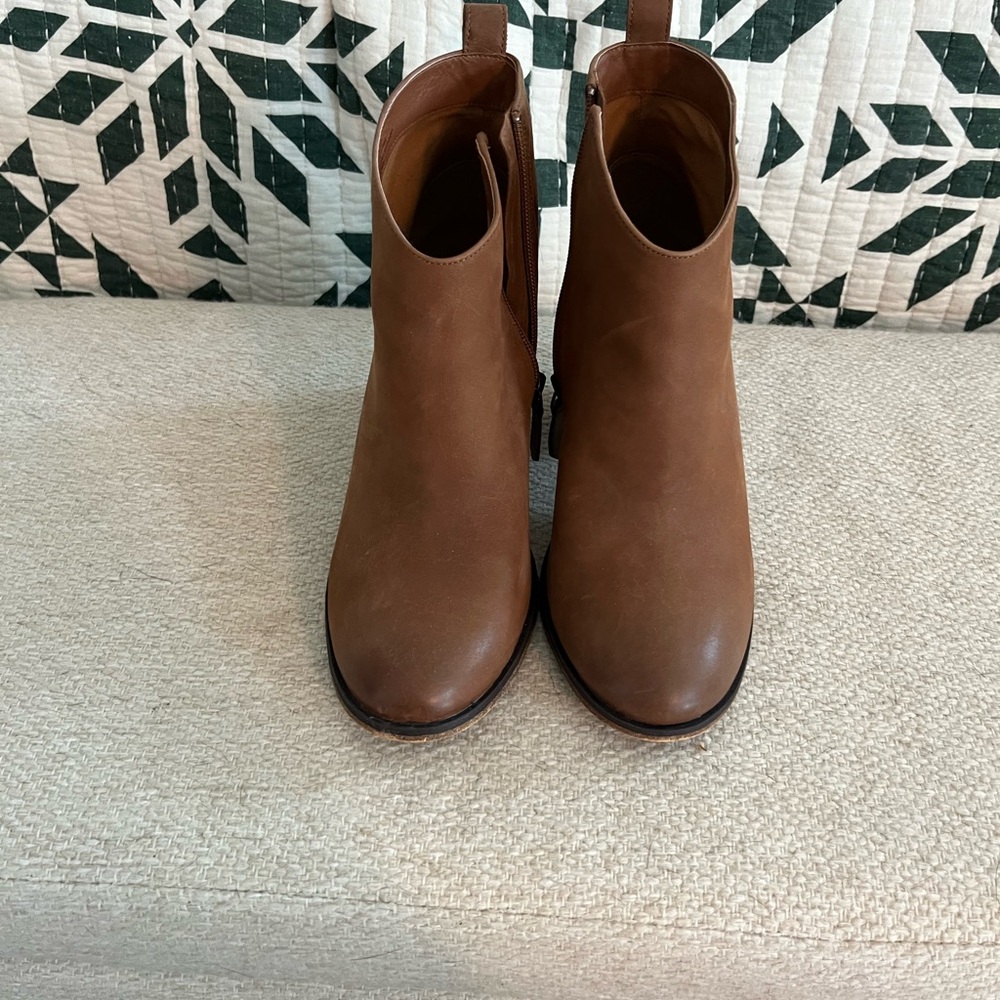 BP Brown Ankle Boots Lance